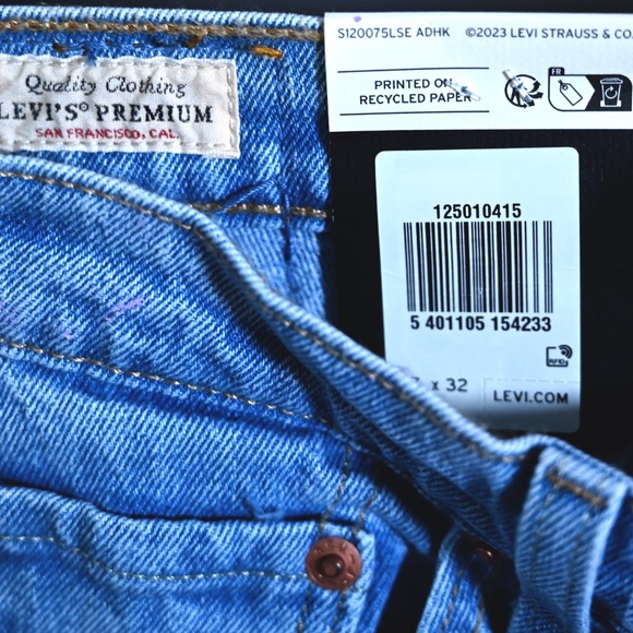 evi’s 501 Original – Flared Conversion with Hand-Painted Purple Butterflies - Picture 6 of 6